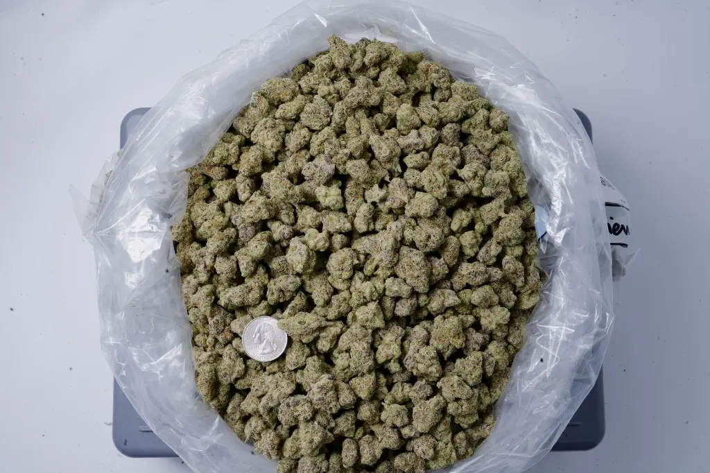 White Linen Smalls - 00000001.webp